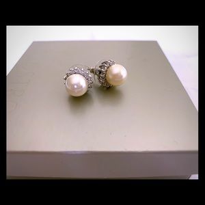 Pearl earrings